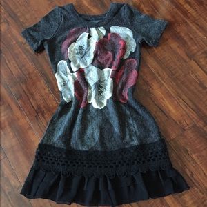 Pretty dress with flowers 🌺